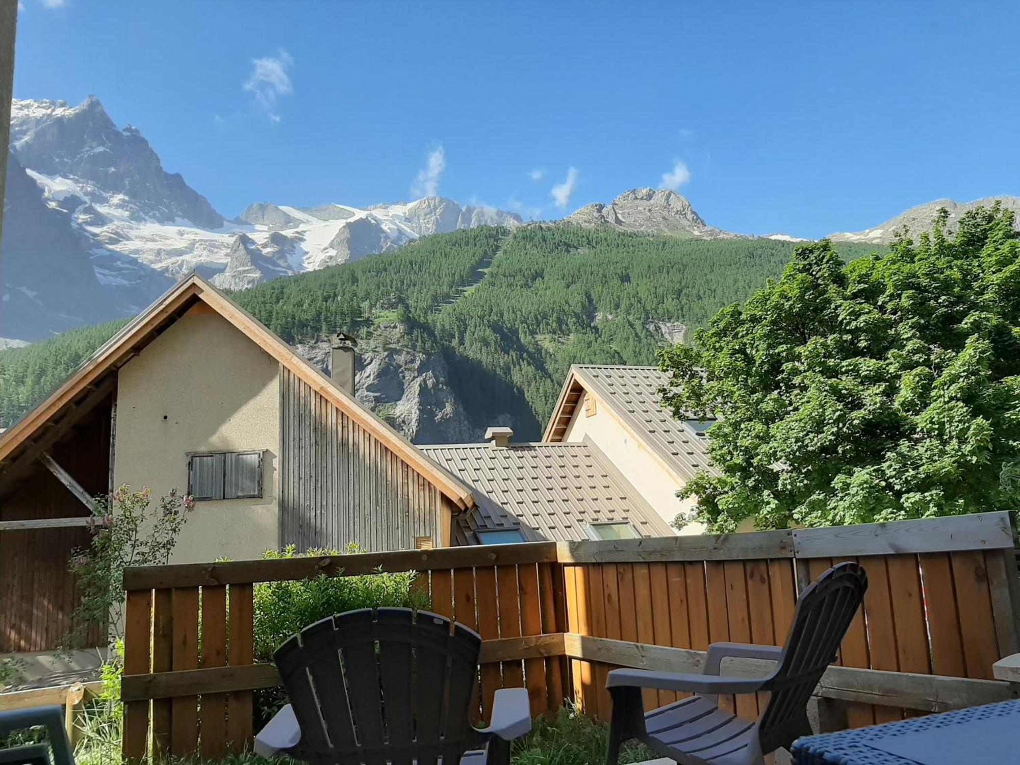 Chez Philippe - Appartements & Chalets En Village Pieton - Vue Glaciers La Grave Room photo