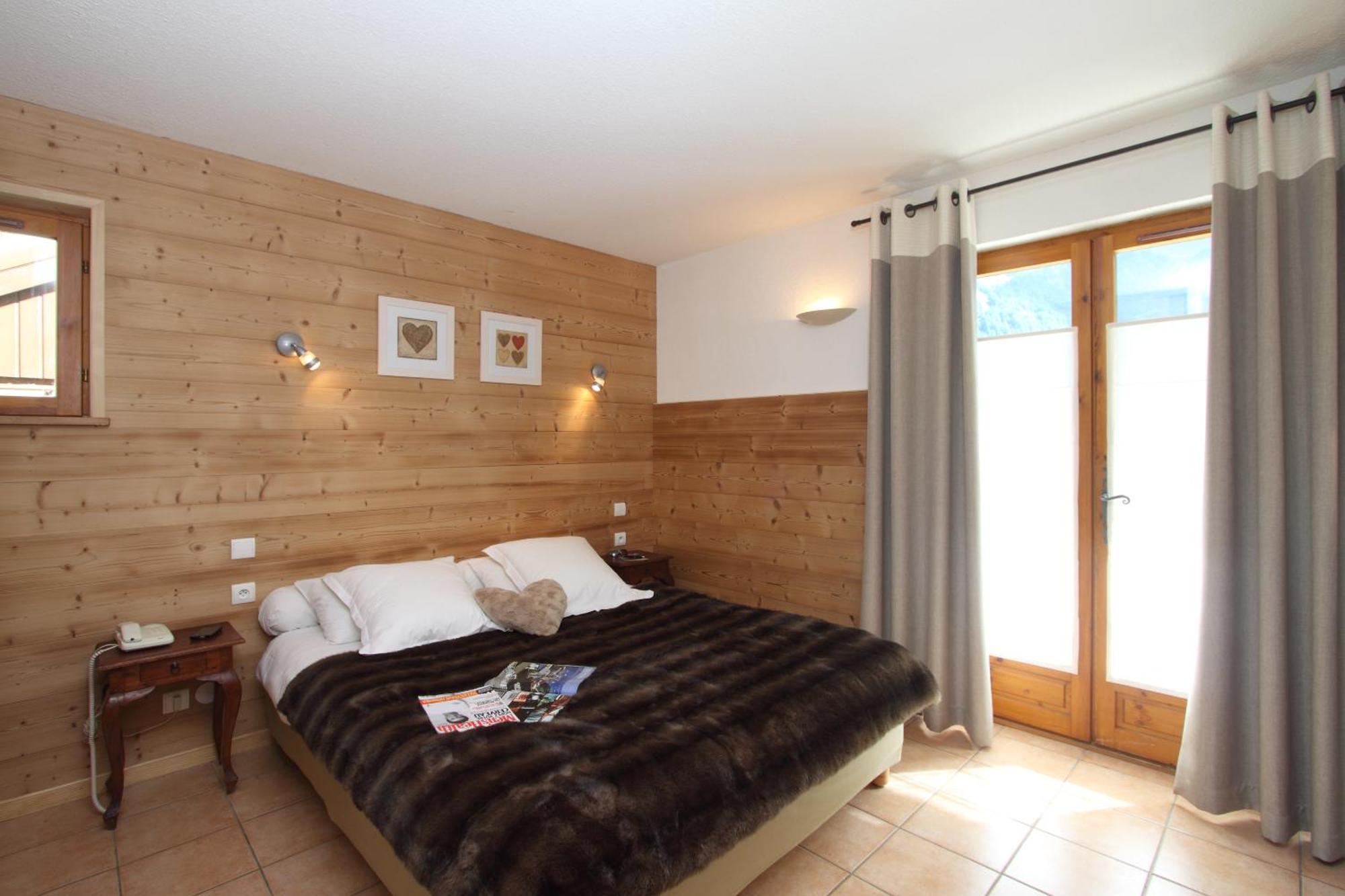 Chez Philippe - Appartements & Chalets En Village Pieton - Vue Glaciers La Grave Exterior photo
